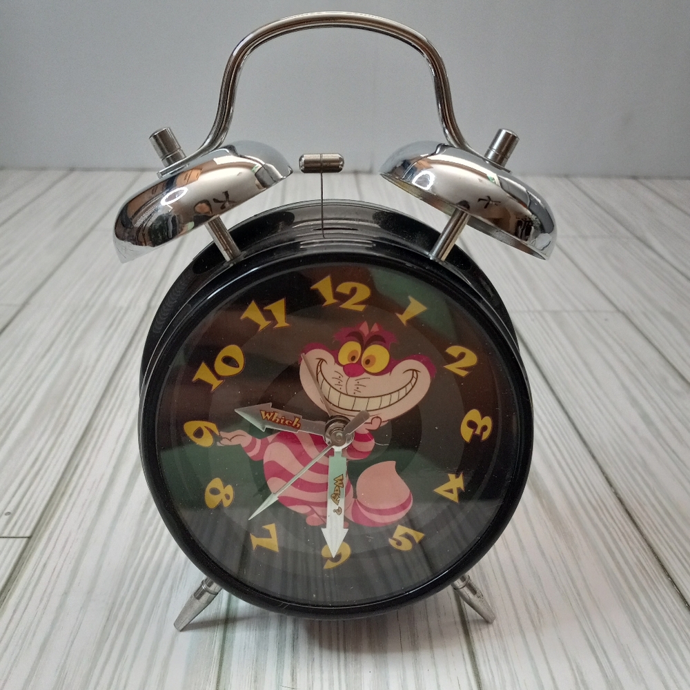 RARE Disney Alice In Wonderland Cheshire Cat Hot Topic Double Bell Alarm Clock